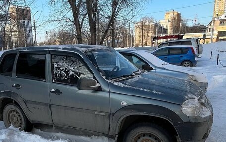 Chevrolet Niva I рестайлинг, 2014 год, 480 000 рублей, 10 фотография