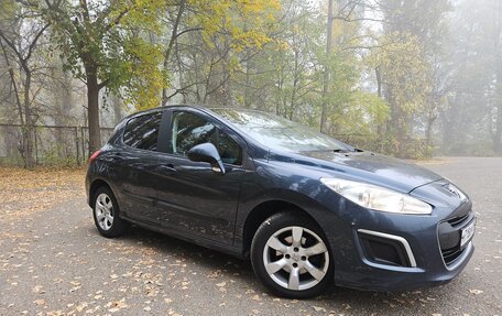 Peugeot 308 II, 2011 год, 710 000 рублей, 2 фотография