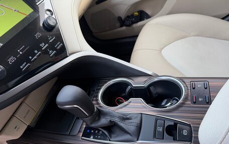 Toyota Camry, 2018 год, 2 680 000 рублей, 28 фотография