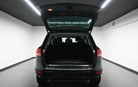 Volkswagen Touareg III, 2013 год, 2 095 000 рублей, 7 фотография