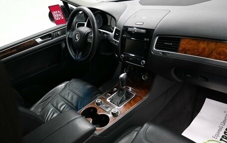 Volkswagen Touareg III, 2013 год, 2 095 000 рублей, 14 фотография