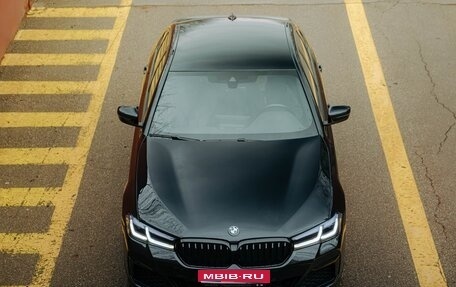 BMW 5 серия, 2021 год, 5 100 000 рублей, 1 фотография