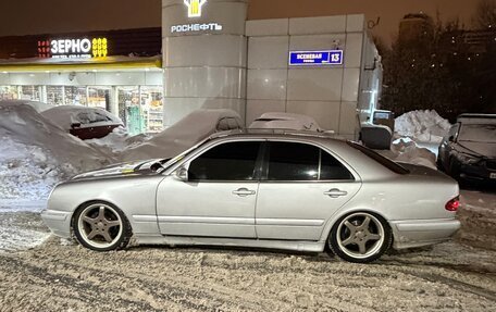 Mercedes-Benz E-Класс, 2002 год, 430 000 рублей, 9 фотография