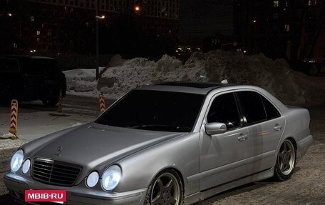 Mercedes-Benz E-Класс, 2002 год, 430 000 рублей, 2 фотография