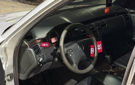 Mercedes-Benz E-Класс, 2002 год, 430 000 рублей, 6 фотография