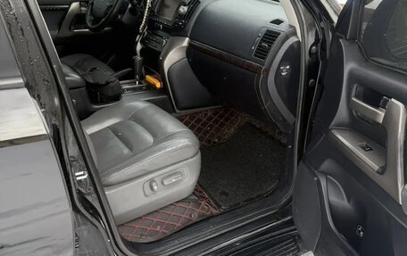 Toyota Land Cruiser 200, 2008 год, 2 780 000 рублей, 16 фотография