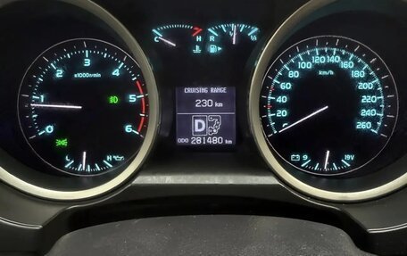 Toyota Land Cruiser 200, 2008 год, 2 780 000 рублей, 21 фотография