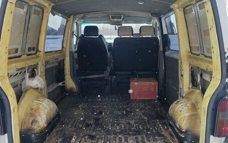 Volkswagen Transporter T5 рестайлинг, 2004 год, 890 000 рублей, 9 фотография