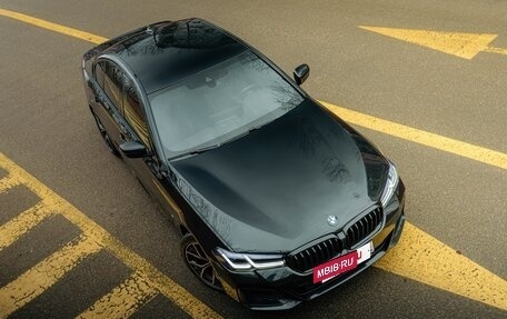 BMW 5 серия, 2021 год, 5 100 000 рублей, 6 фотография