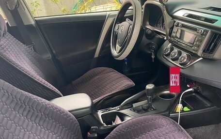 Toyota RAV4, 2013 год, 1 750 000 рублей, 9 фотография