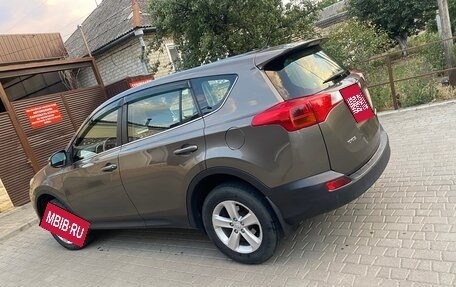 Toyota RAV4, 2013 год, 1 750 000 рублей, 7 фотография