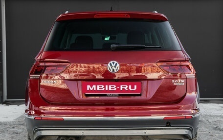 Volkswagen Tiguan II, 2017 год, 1 920 000 рублей, 5 фотография