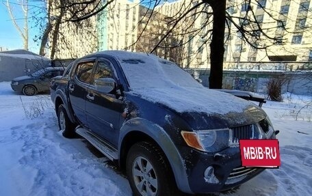 Mitsubishi L200 IV рестайлинг, 2007 год, 1 000 000 рублей, 15 фотография