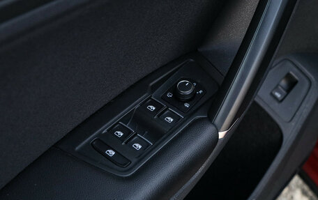 Volkswagen Tiguan II, 2017 год, 1 920 000 рублей, 17 фотография