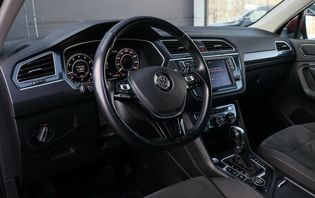 Volkswagen Tiguan II, 2017 год, 1 920 000 рублей, 13 фотография