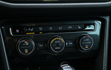 Volkswagen Tiguan II, 2017 год, 1 920 000 рублей, 23 фотография