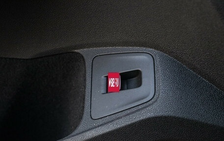 Volkswagen Tiguan II, 2017 год, 1 920 000 рублей, 18 фотография