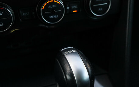 Volkswagen Tiguan II, 2018 год, 2 939 000 рублей, 21 фотография