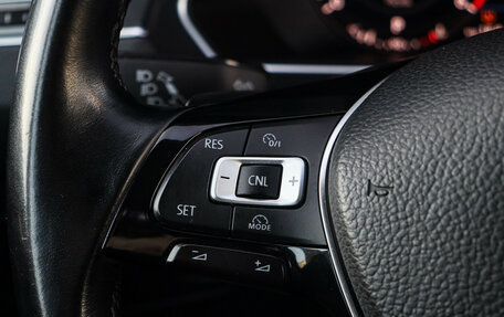 Volkswagen Tiguan II, 2018 год, 2 939 000 рублей, 26 фотография