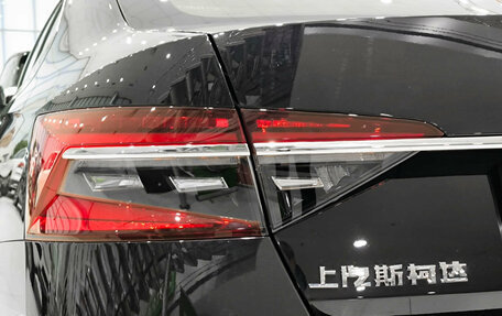 Skoda Superb III рестайлинг, 2025 год, 3 250 000 рублей, 12 фотография