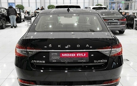 Skoda Superb III рестайлинг, 2025 год, 3 250 000 рублей, 7 фотография