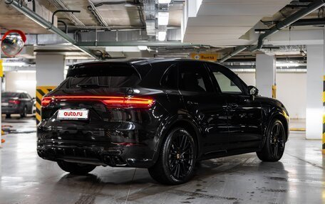 Porsche Cayenne III, 2021 год, 17 000 000 рублей, 3 фотография