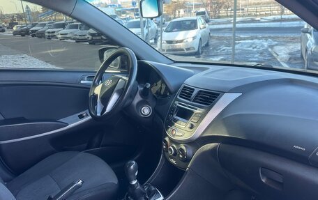 Hyundai Solaris II рестайлинг, 2011 год, 670 000 рублей, 12 фотография