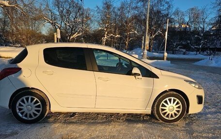 Peugeot 308 II, 2011 год, 700 000 рублей, 4 фотография