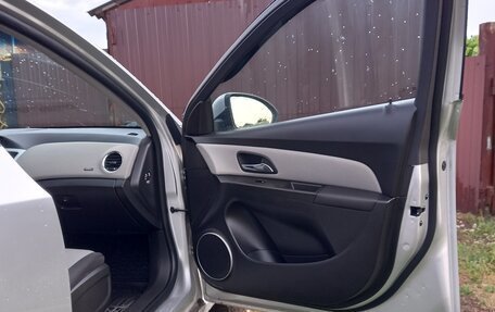 Chevrolet Cruze II, 2012 год, 830 000 рублей, 9 фотография