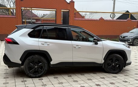 Toyota RAV4, 2022 год, 2 830 000 рублей, 4 фотография