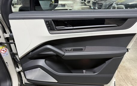 Porsche Cayenne III, 2025 год, 18 000 000 рублей, 5 фотография