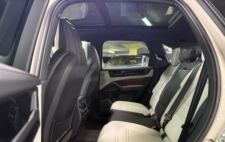 Porsche Cayenne III, 2025 год, 18 000 000 рублей, 11 фотография