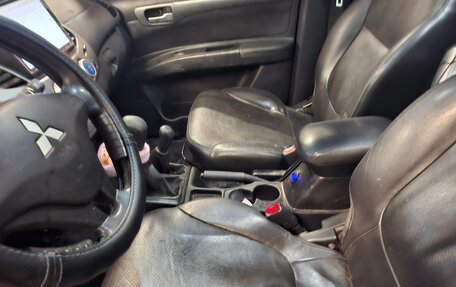 Mitsubishi L200 IV рестайлинг, 2007 год, 1 000 000 рублей, 16 фотография
