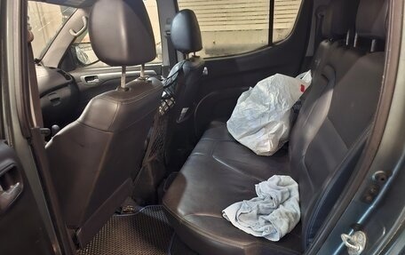 Mitsubishi L200 IV рестайлинг, 2007 год, 1 000 000 рублей, 14 фотография