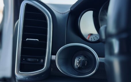 Porsche Cayenne III, 2013 год, 2 500 000 рублей, 34 фотография