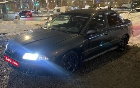 Mitsubishi Carisma I, 1999 год, 120 000 рублей, 1 фотография