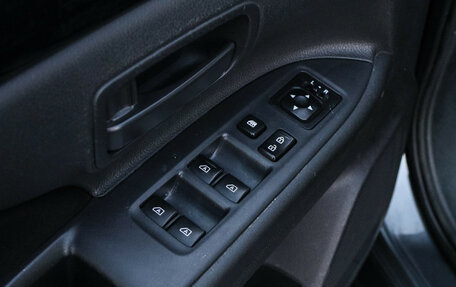 Mitsubishi Outlander III рестайлинг 3, 2019 год, 2 350 000 рублей, 13 фотография