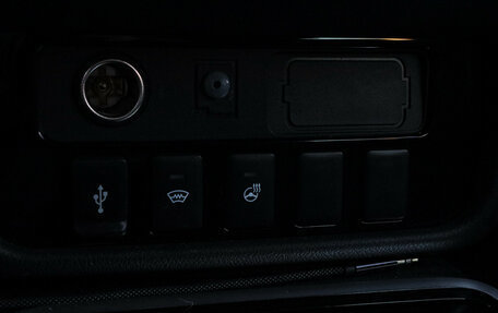 Mitsubishi Outlander III рестайлинг 3, 2019 год, 2 350 000 рублей, 16 фотография