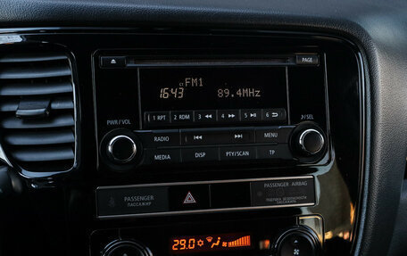 Mitsubishi Outlander III рестайлинг 3, 2019 год, 2 350 000 рублей, 17 фотография