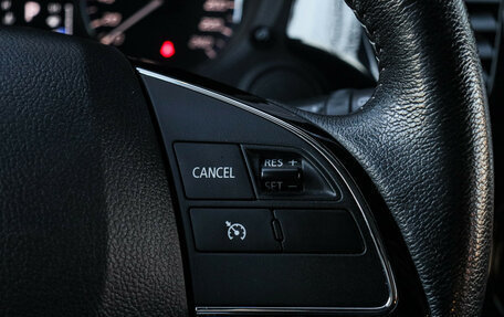 Mitsubishi Outlander III рестайлинг 3, 2019 год, 2 350 000 рублей, 20 фотография