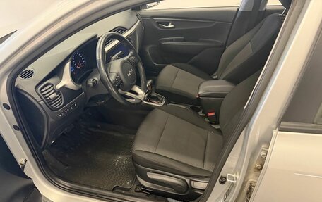 KIA Rio IV, 2021 год, 1 729 000 рублей, 8 фотография