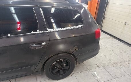 Volkswagen Passat B6, 2006 год, 450 000 рублей, 2 фотография