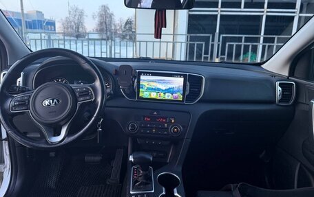 KIA Sportage IV рестайлинг, 2018 год, 2 000 000 рублей, 7 фотография