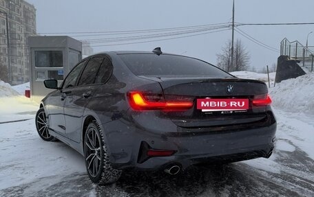 BMW 3 серия, 2021 год, 3 400 000 рублей, 3 фотография