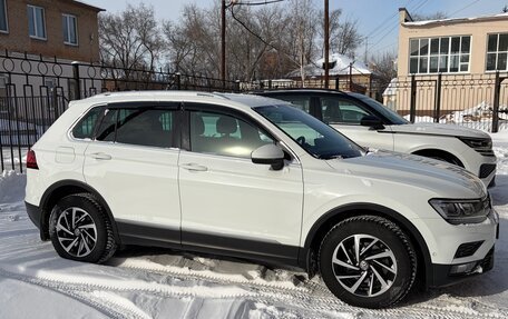 Volkswagen Tiguan II, 2018 год, 2 550 000 рублей, 4 фотография