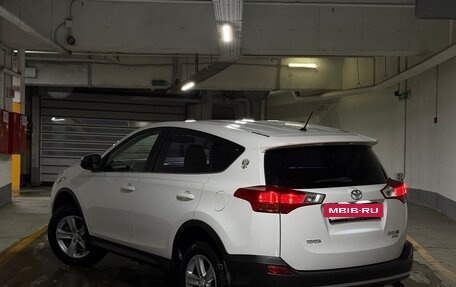 Toyota RAV4, 2013 год, 1 950 000 рублей, 2 фотография