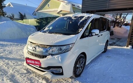 Honda Stepwgn IV, 2015 год, 2 000 000 рублей, 3 фотография