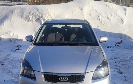 KIA Rio II, 2011 год, 690 000 рублей, 2 фотография