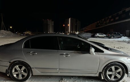 Honda Civic VIII, 2008 год, 700 000 рублей, 2 фотография