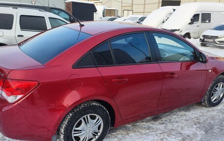 Chevrolet Cruze II, 2010 год, 725 000 рублей, 6 фотография